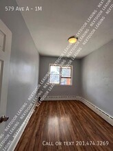 579 Avenue A in Bayonne, NJ - Building Photo - Building Photo