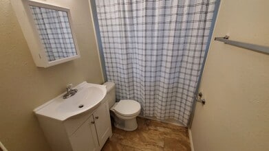 1608 S Hayden St in Amarillo, TX - Building Photo - Building Photo