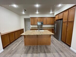 2208 Pasadena Ct in Chula Vista, CA - Building Photo - Building Photo