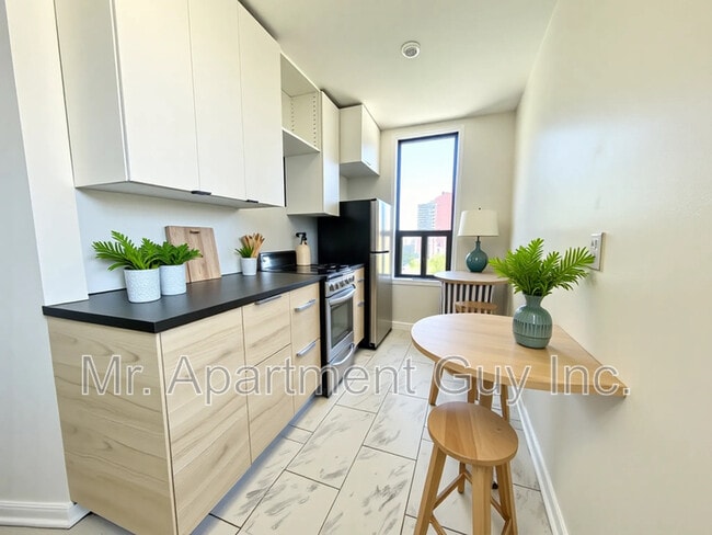 property at 44 Victoria Ave S