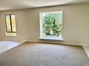 9 Forest Ln in San Rafael, CA - Building Photo - Building Photo
