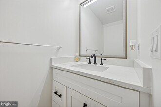 3001 Sedgeview Walk in Philadelphia, PA - Building Photo - Building Photo