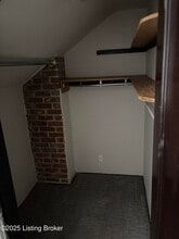 2126 Sherwood Ave in Louisville, KY - Building Photo - Building Photo