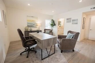 3128 Canon St, Unit 103 in San Diego, CA - Building Photo - Building Photo