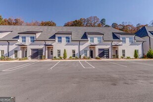 77 Chateau Dr SE in Rome, GA - Building Photo