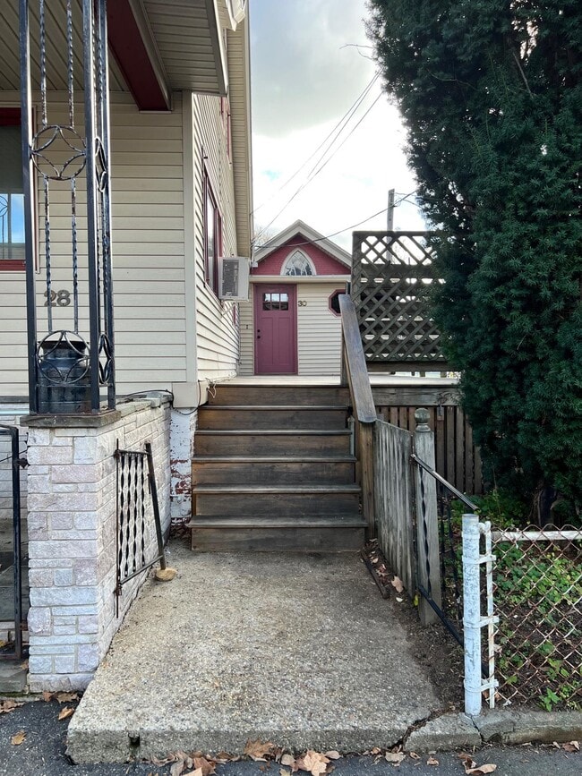 28-30 Fayette St in Somersworth, NH - Building Photo - Building Photo
