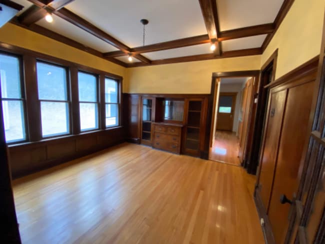 607 N Humphrey Ave, Unit 2