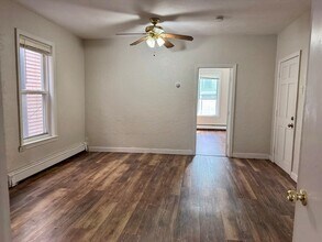 230 Havre St, Unit 2 in Boston, MA - Building Photo - Building Photo