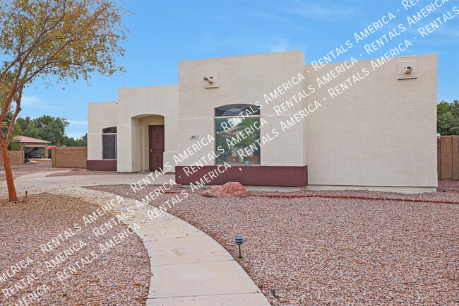 885 W Caroline Ln in Chandler, AZ - Building Photo - Building Photo