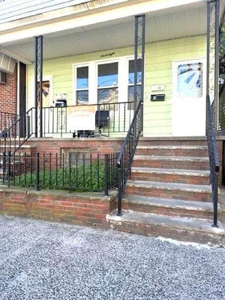 property at 98 Andrew St