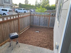 176 N Township St in Sedro Woolley, WA - Foto de edificio - Building Photo