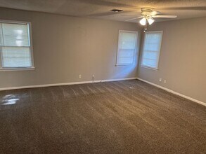 1624 Patricia Dr in Bossier City, LA - Building Photo - Building Photo