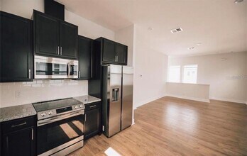 6824 Bridgman St in Orlando, FL - Building Photo - Building Photo