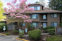 14007-14058 NE 181 St in Woodinville, WA - Foto de edificio - Building Photo