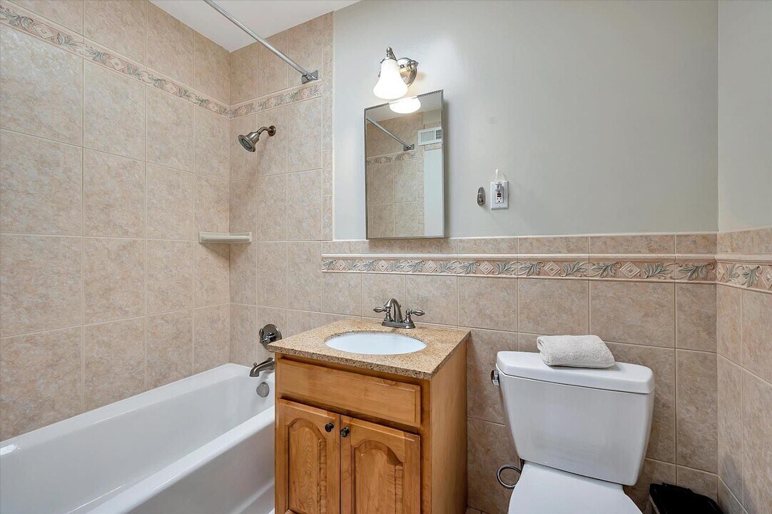 813 Skyline Dr Photo