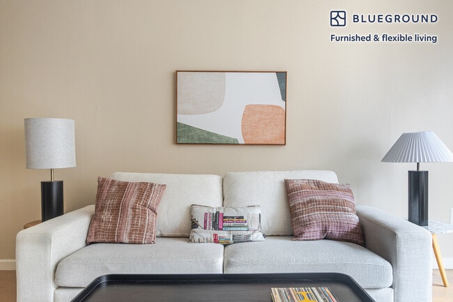 255 W 94th St, Unit SI FL7-ID1843 in New York, NY - Building Photo - Building Photo