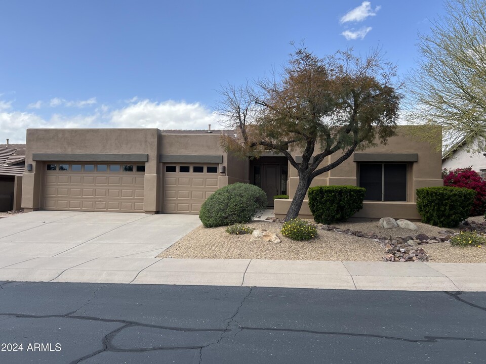 9044 N Longfeather in Fountain Hills, AZ - Building Photo