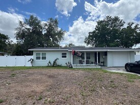 524 W Belvedere St in Lakeland, FL - Building Photo