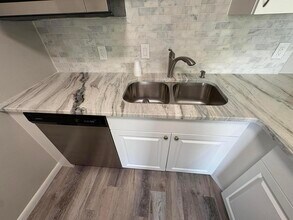 311 Chatham O in West Palm Beach, FL - Building Photo - Building Photo