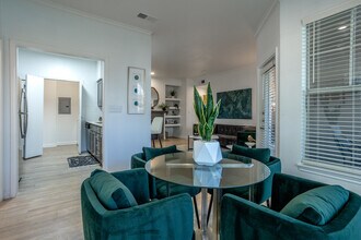 The Brixton in Dallas, TX - Building Photo - Interior Photo