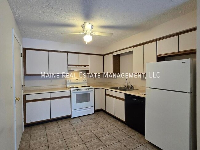 property at 7 Hartley St