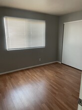 1546 W Mercer Ln in Phoenix, AZ - Building Photo - Building Photo