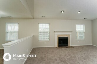 6623 Timberbend Dr in Louisville, KY - Foto de edificio - Building Photo