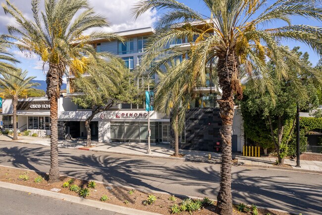 482 S Arroyo Pky in Pasadena, CA - Building Photo - Building Photo