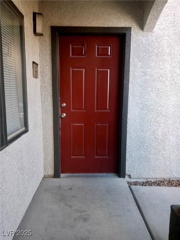950 Seven Hills Dr in Henderson, NV - Foto de edificio - Building Photo
