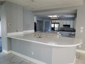10738 Villa Lea Ln in Houston, TX - Building Photo - Building Photo