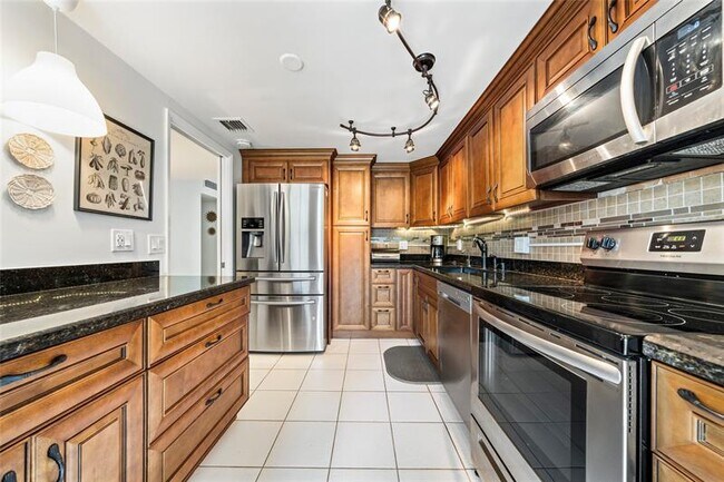 3150 N Course Ln in Pompano Beach, FL - Building Photo - Building Photo