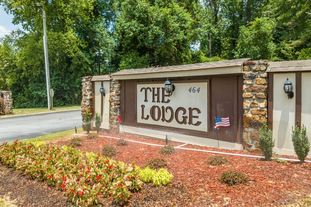 The Lodge Apartments in Columbus, GA - Building Photo