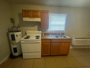 103 W 17th St in Columbia, TN - Building Photo - Building Photo