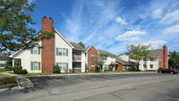 Tuttle's Grove Apartments photo'