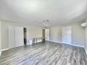 1100 Exposition Blvd-Private Suite Co-Living in Los Angeles, CA - Building Photo - Building Photo