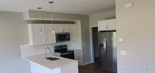 880 Titan Dr in Hickman, NE - Building Photo - Building Photo