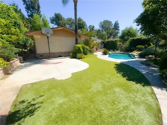 1676 Sheridan Rd in Glendale, CA - Building Photo - Building Photo