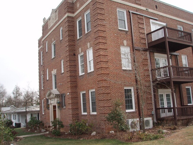 616 5th Ave W, Unit 24
