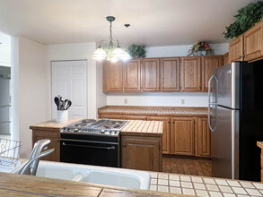 315 E 12th Ave in Anchorage, AK - Building Photo - Building Photo