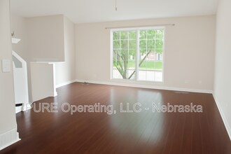 14430 S 35th St in Bellevue, NE - Building Photo - Building Photo