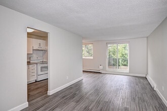 Belsyde Avenue Apartments in Fergus, ON - Building Photo - Building Photo