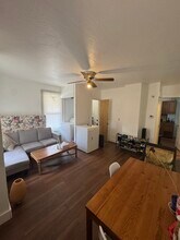 15 Winchester Ave, Unit 1 in New Haven, CT - Foto de edificio - Building Photo