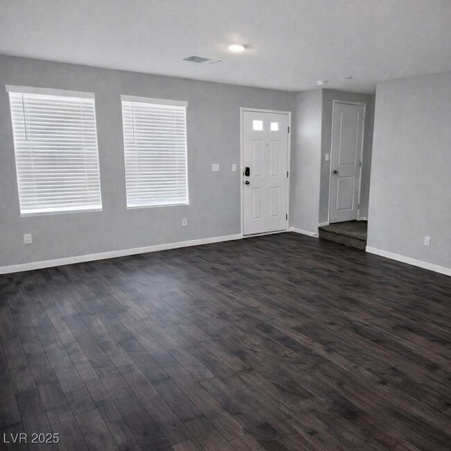 property at 1130 Scarlet Sparrow St