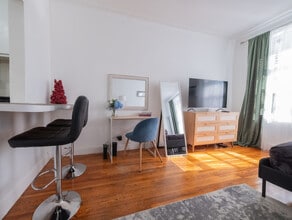 328 E 74th St, Unit SI ID1031973P in New York, NY - Foto de edificio - Building Photo