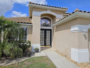 175 Braemar Ave in Venice, FL - Foto de edificio - Building Photo