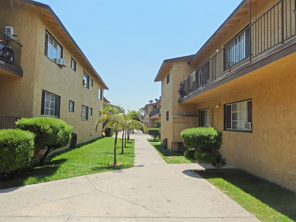 Loma Vista Apartments Photo