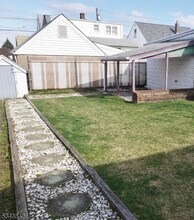 83 Orchard St in Elmwood Park, NJ - Building Photo - Building Photo