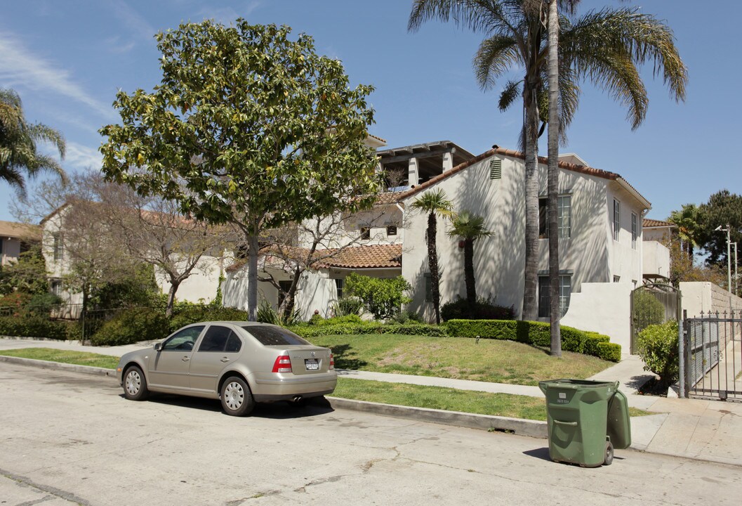 11th Avenue Apartments in Los Angeles, CA - Building Photo