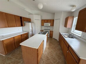 565 Eagle Ct in Kissimmee, FL - Building Photo - Building Photo