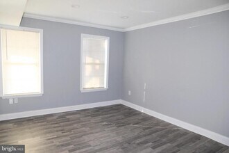 14457 Silverdale Dr in Woodbridge, VA - Building Photo - Building Photo